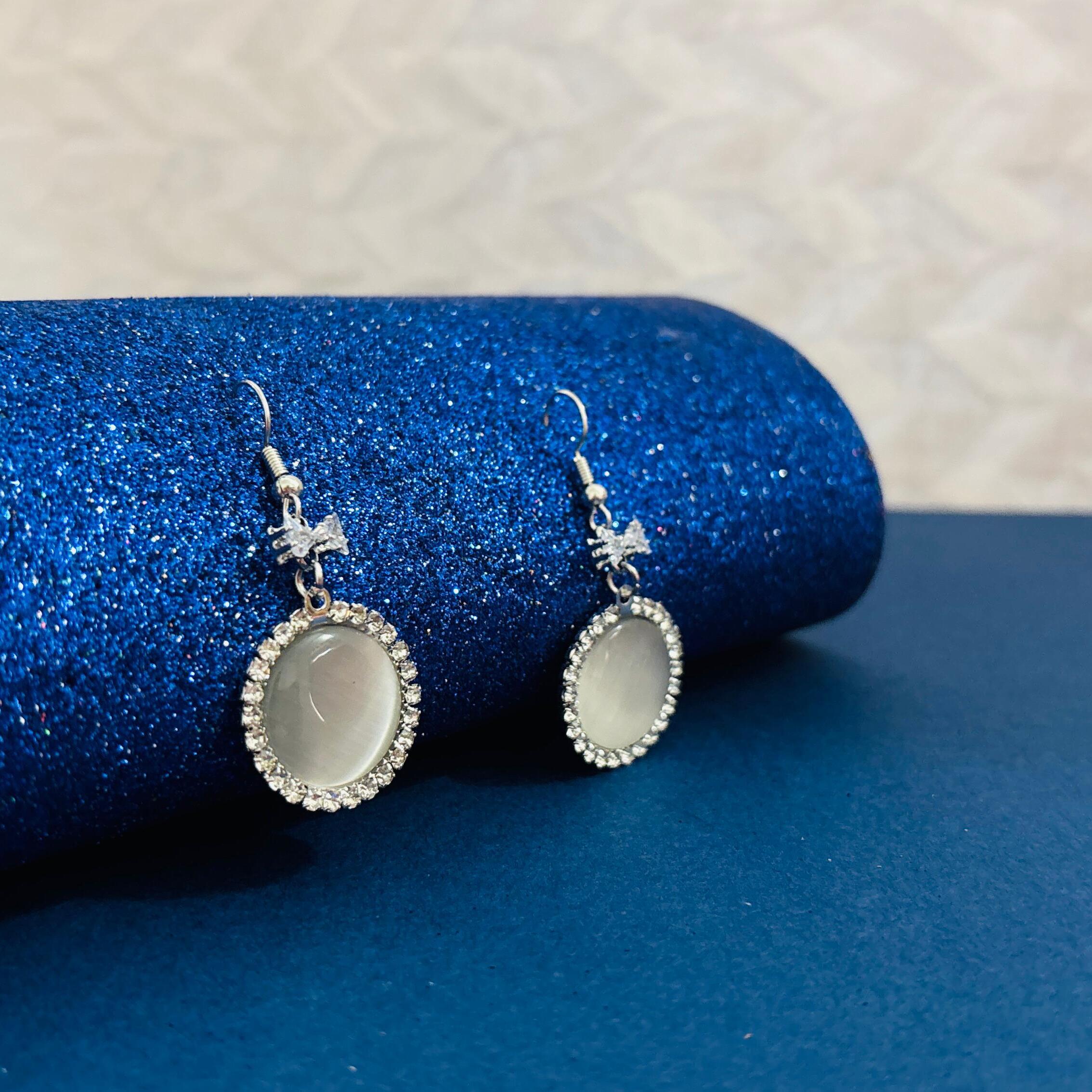 Dainty Ribbon Earrings