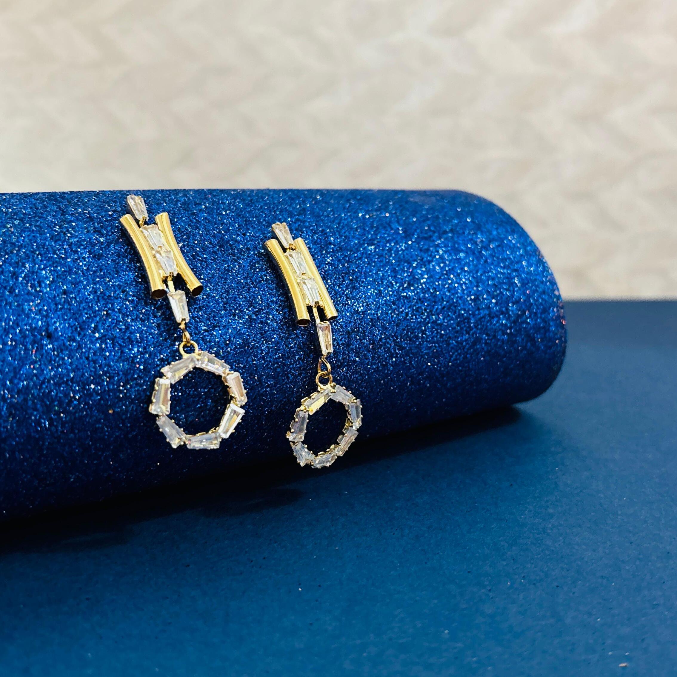 Sleek Waterfall Chain Earrings